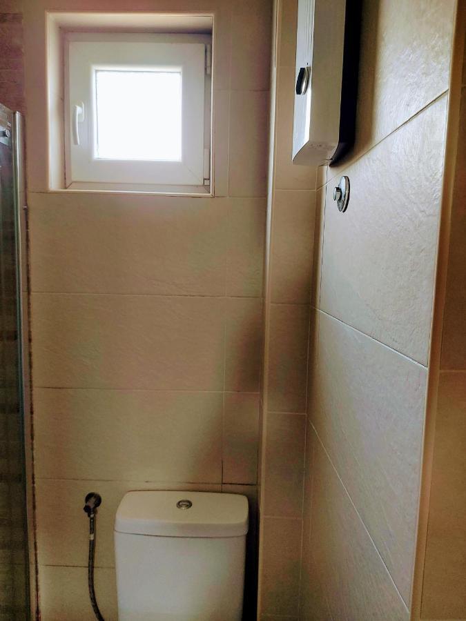 Makabo-Apartment In House Скопие Екстериор снимка