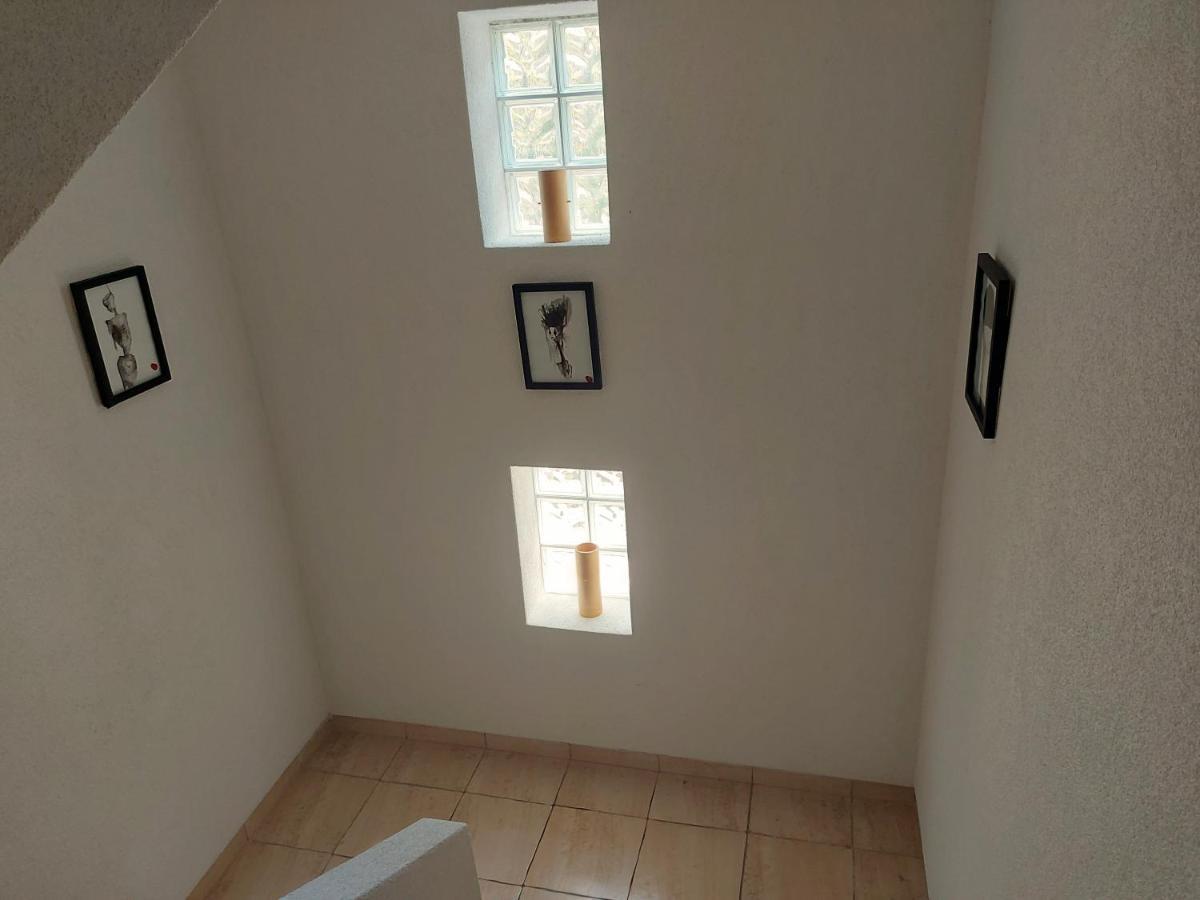 Makabo-Apartment In House Скопие Екстериор снимка